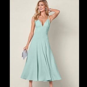NEVER WORN Mint Plunging Neckline Dress